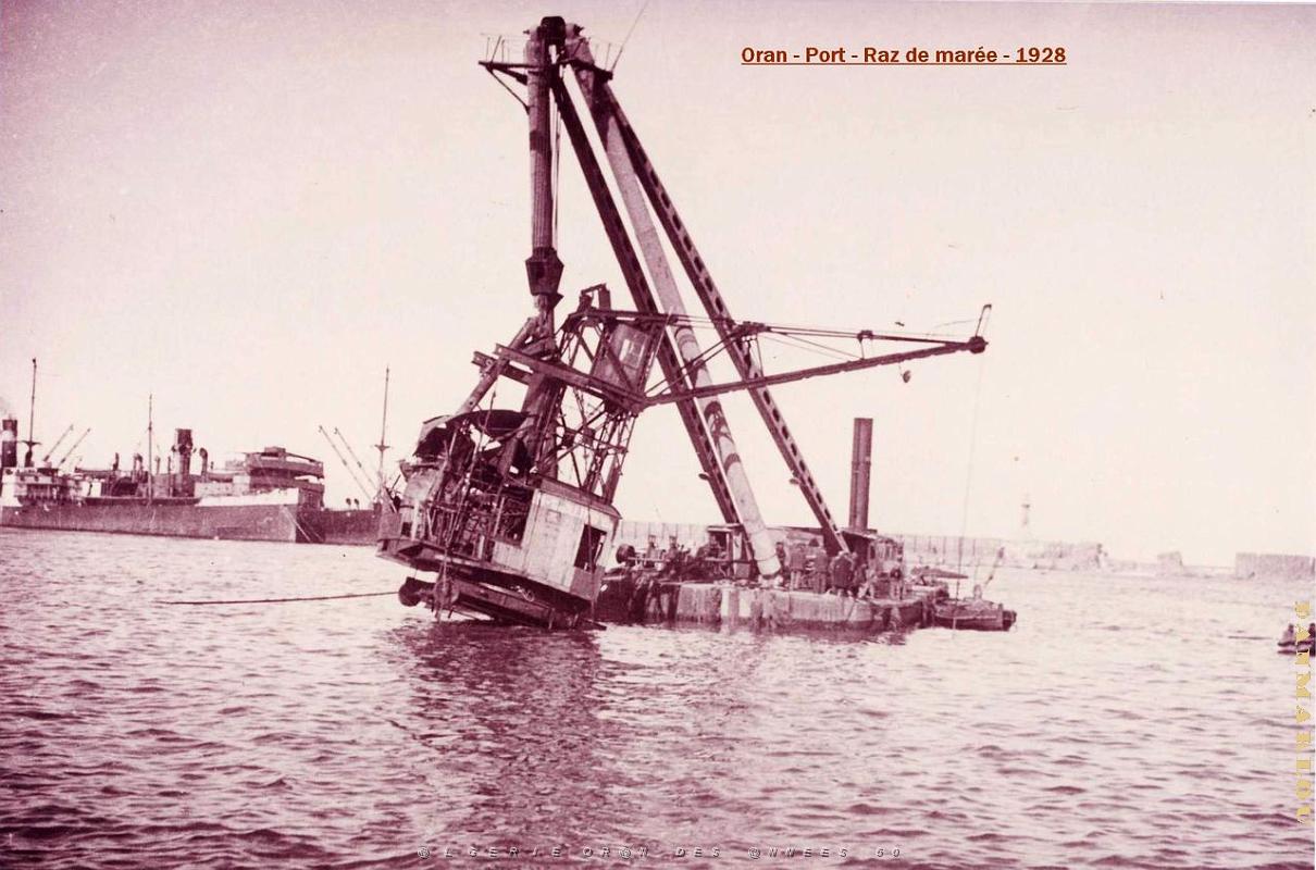 POea- 04- Oran- Raz de maree .jpg